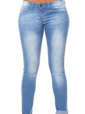 VIP Light Wash Skinny Jeans - Women's Stretch Denim
